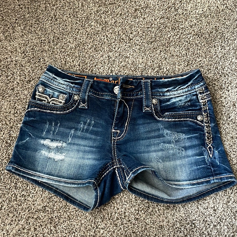 Rock Revival shorts size 26